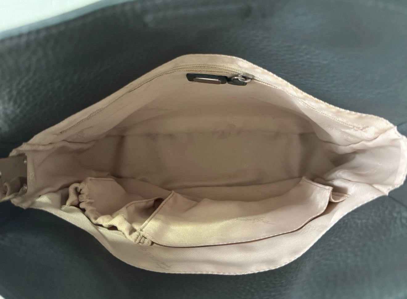 DELL’GA BORSA VERDE SCURO PELLE