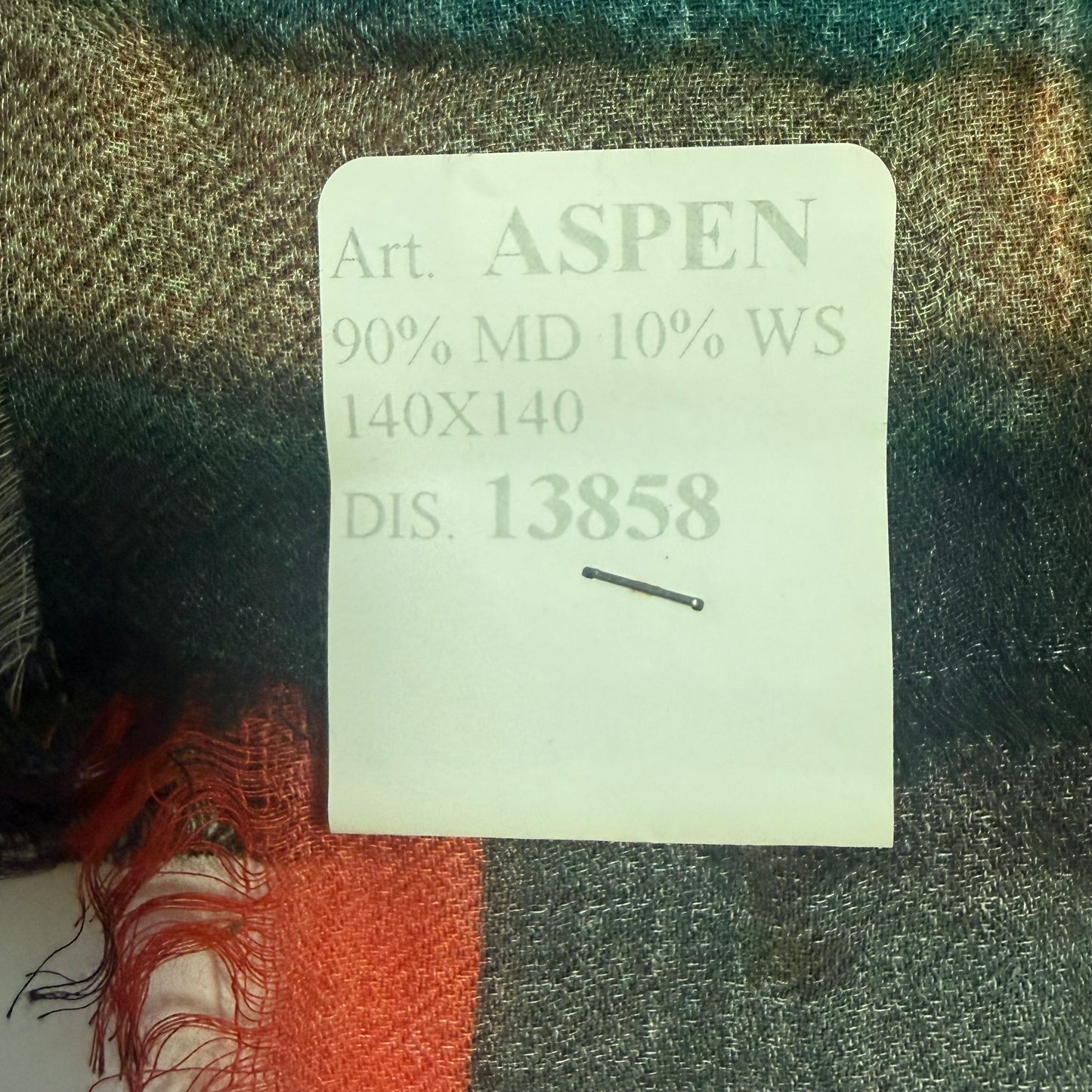 SCIARPA ARTIGIANALE CAMPIONARIO CON FANTASIA GEOMETRICA