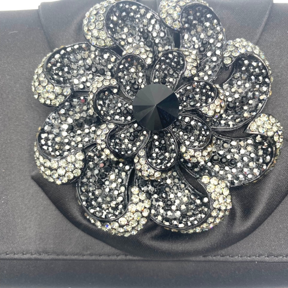 Chiara P. Pochette Raso Nero