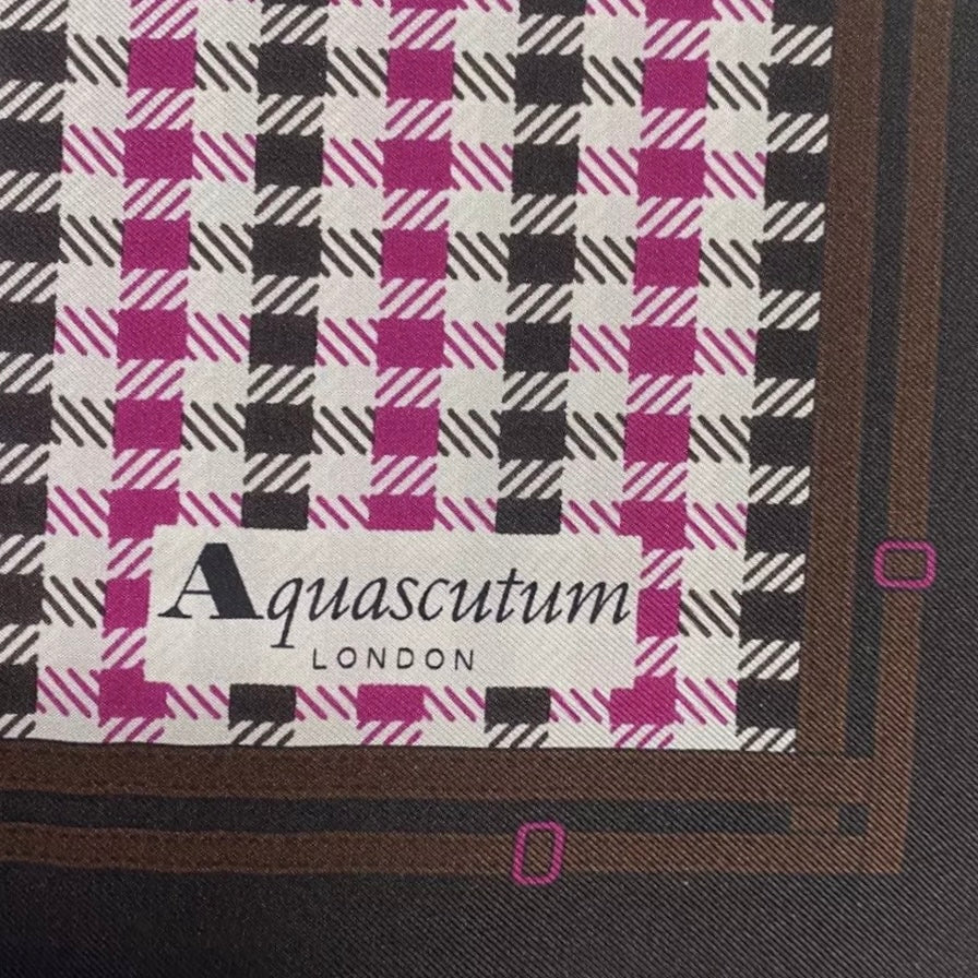 AQUASCUTUM OF LONDON FOULARDO SETA DONNA