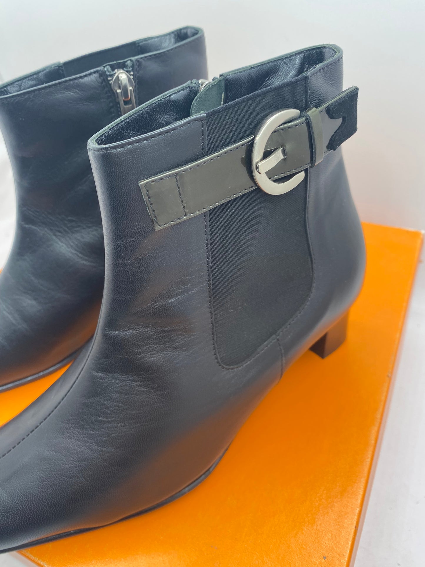 VALLEVERDE STIVALETTI IN PELLE NERI