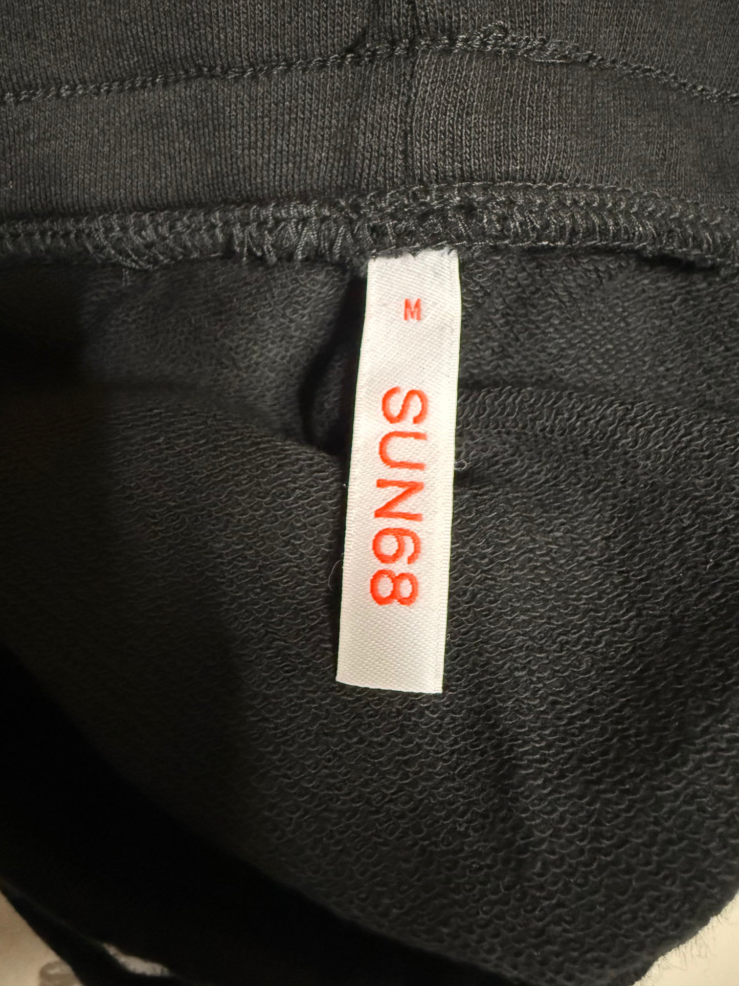 SUN68 GINNA NERA DONNA
