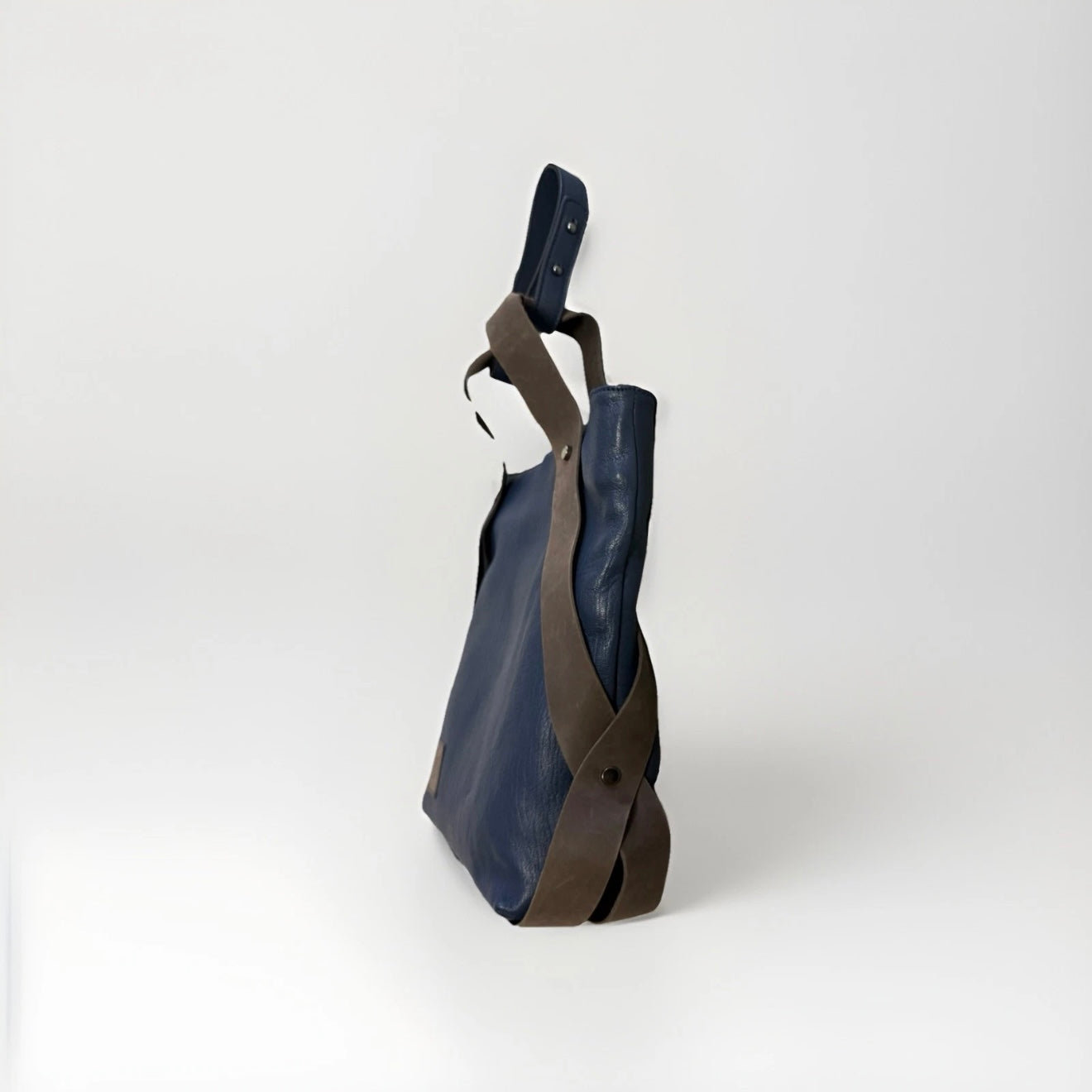 MUTH BORSA MOU SHOPPING BAG ARTIGIANALE VERA PELLE BLU