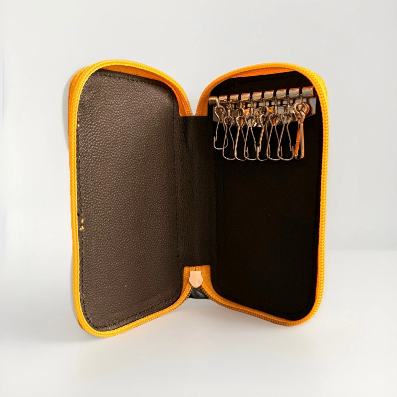 PORTACHIAVI ARTIGIANALE VERA PELLE GIALLO