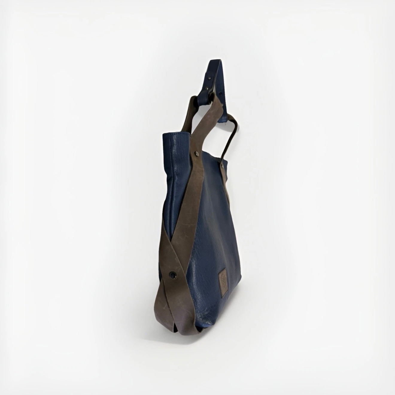 MUTH BORSA MOU SHOPPING BAG ARTIGIANALE VERA PELLE BLU