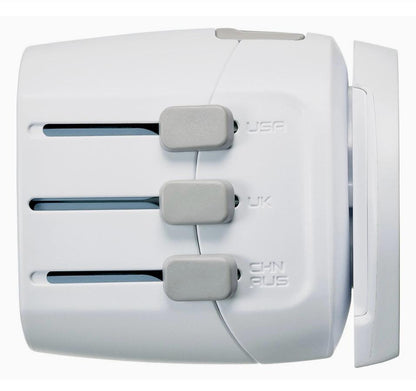GO TRAVEL WORLDWIDE ADATTATORE UNIVERSALE PER PRESA DI CORRENTE