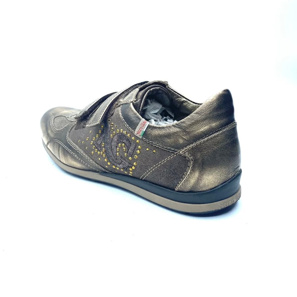 NEROGIARDINI SNEAKERS BIMBA IN PELLE DELAVATO BRONZO